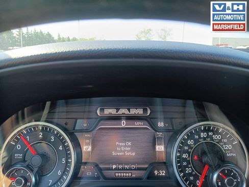 Used 2023 RAM 1500 Big Horn AWD/4WD image 7
