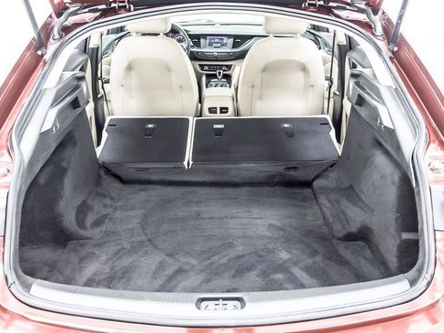 Used 2019 Buick Regal Preferred w/ Driver Confidence Package I image 37