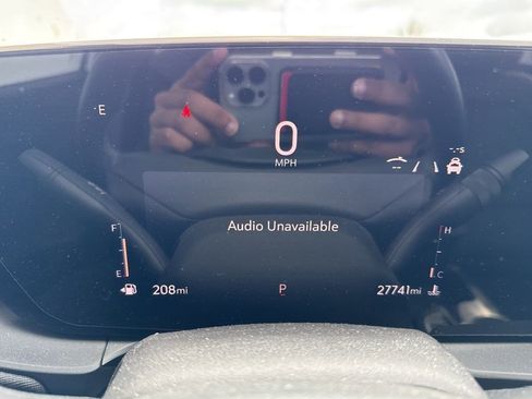 Used 2024 Buick Envista Sport Touring w/ Convenience I Package image 16