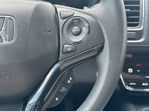 Used 2022 Honda HR-V EX image 21