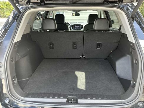 Certified 2024 GMC Terrain SLT AWD/4WD image 25