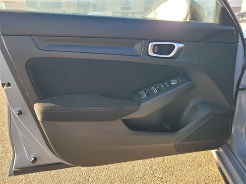 Used 2022 Honda Civic Sport image 18