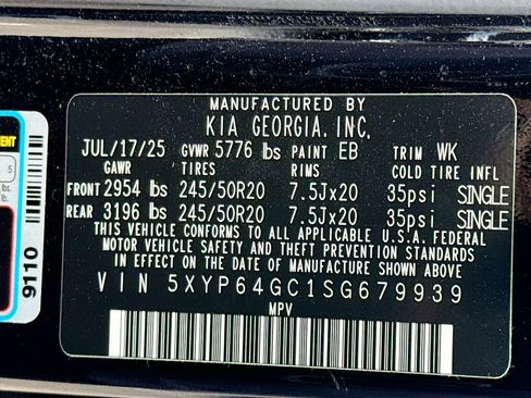 Used 2025 Kia Telluride S FWD image 35
