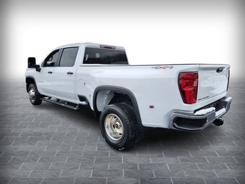 Used 2024 Chevrolet Silverado 3500 W/T image 5