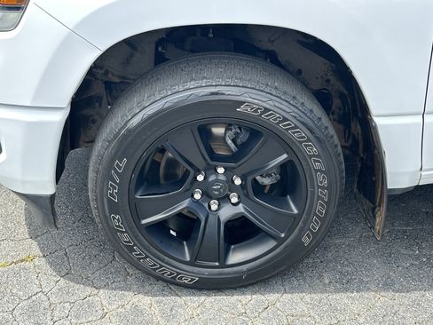 Used 2020 RAM 1500 Big Horn AWD/4WD image 13