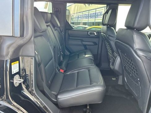 New 2025 Ford Bronco Badlands w/ Sasquatch Package image 15