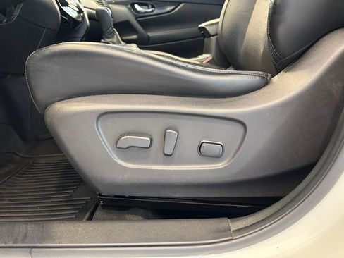 Used 2017 Nissan Rogue SL w/ SL Premium Package AWD/4WD image 17