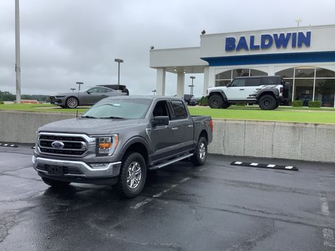 Used 2022 Ford F150 XLT w/ Equipment Group 302A High AWD/4WD image 3