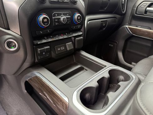 Used 2019 Chevrolet Silverado 1500 RST w/ All-Star Edition AWD/4WD image 13