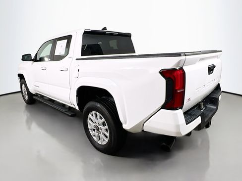 Used 2024 Toyota Tacoma SR5 image 6