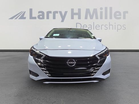 New 2025 Nissan Versa SV w/ Trunk Package image 8