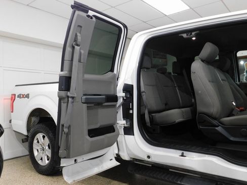 Used 2018 Ford F150 XLT w/ Heavy-Duty Payload Package image 76