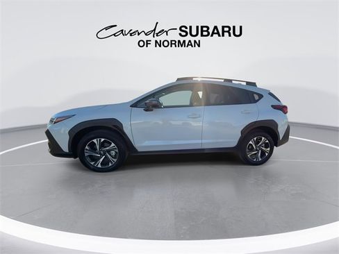 Used 2026 Subaru Crosstrek 2.0i Premium image 5