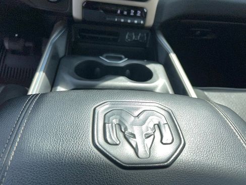 Used 2022 RAM 1500 Laramie RWD image 22
