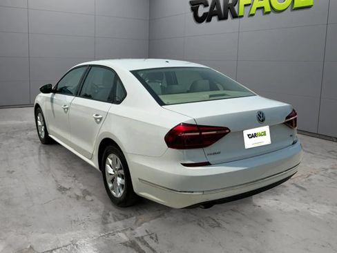 Used 2018 Volkswagen Passat 2.0T S FWD image 44