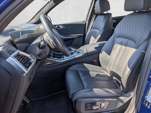 Used 2025 BMW X7 M60i AWD/4WD image 16
