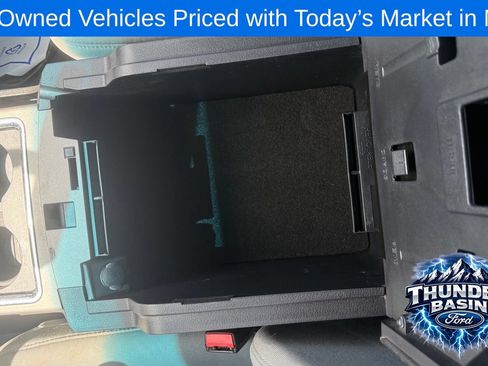Used 2015 Ford F350 XLT w/ XLT Interior Package AWD/4WD image 24