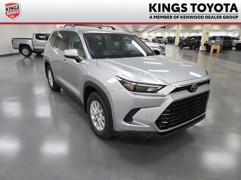 New 2026 Toyota Grand Highlander AWD image 1
