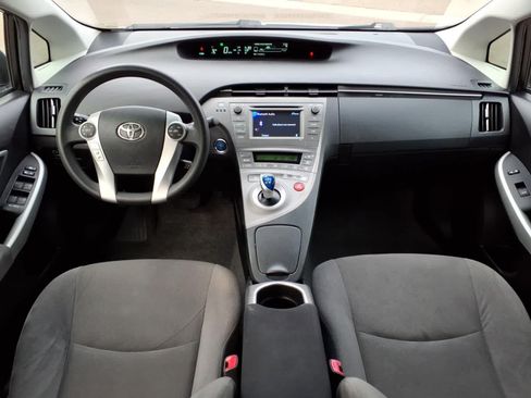 Used 2012 Toyota Prius Two FWD image 10