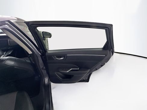 Used 2018 Honda Clarity Plug-In Hybrid image 28