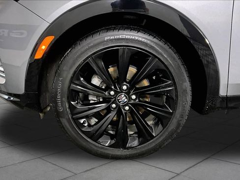 Used 2025 Buick Envista Sport Touring w/ Experience Buick Package FWD image 10