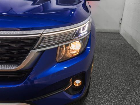 Used 2021 Kia Seltos S image 5