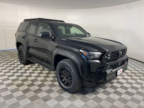 New 2026 Toyota 4Runner TRD Off-Road Premium AWD/4WD image 15