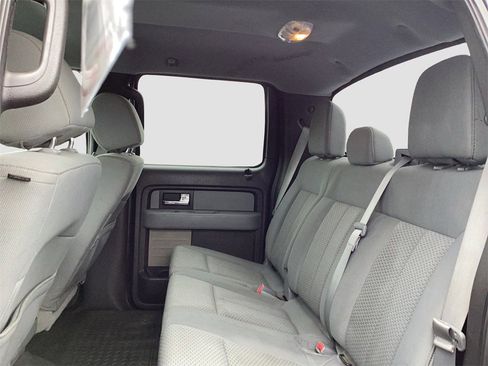 Used 2014 Ford F150 XLT image 13