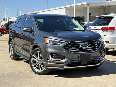Used 2019 Ford Edge Titanium w/ Equipment Group 301A image 2