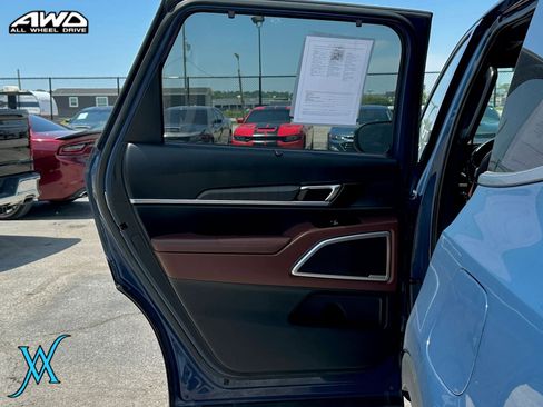 Used 2023 Kia Telluride EX AWD/4WD image 21