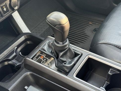 Used 2022 Toyota Tacoma TRD Sport w/ TRD Premium Sport Package image 23