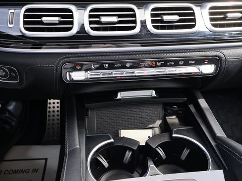 Certified 2024 Mercedes-Benz GLS 450 4MATIC image 44