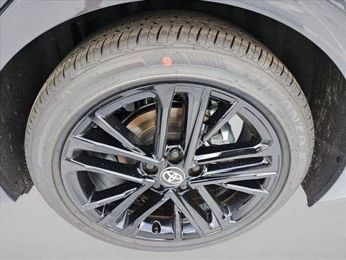 New 2026 Toyota Camry SE FWD image 10