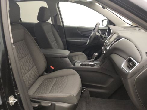Used 2020 Chevrolet Equinox LT image 21