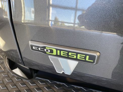 Used 2023 Jeep Gladiator Sport image 26