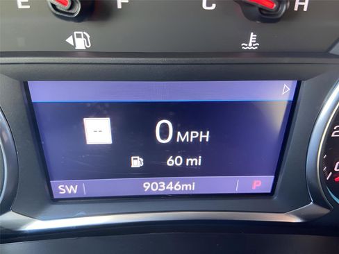 Used 2019 Chevrolet Equinox Premier image 5