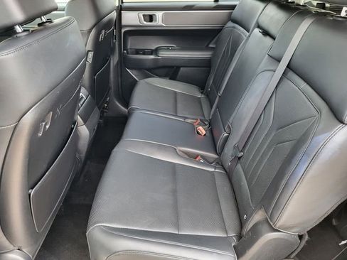 Used 2025 Hyundai Santa Fe SEL AWD/4WD image 21