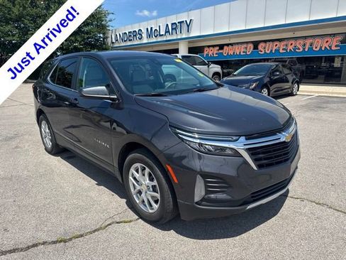 Used 2022 Chevrolet Equinox LT FWD image 1