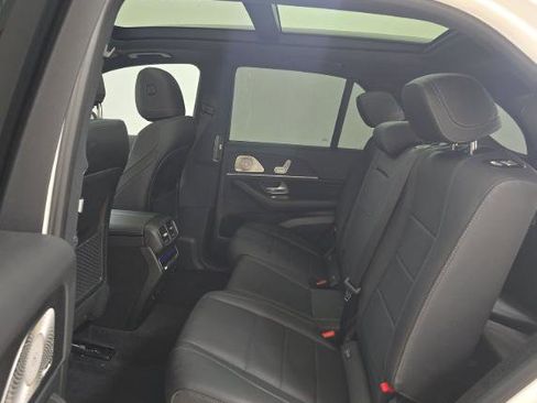 Used 2024 Mercedes-Benz GLE 350 4MATIC w/ 3rd Row Seat Package image 14