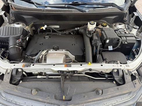 Used 2020 Chevrolet Equinox LT w/ Sport Edition image 34