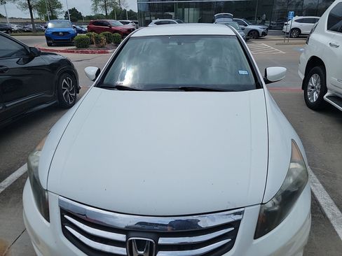 Used 2012 Honda Accord SE image 2