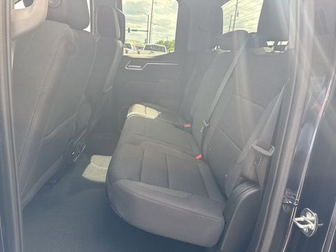 Used 2023 Chevrolet Silverado 1500 LT AWD/4WD image 11