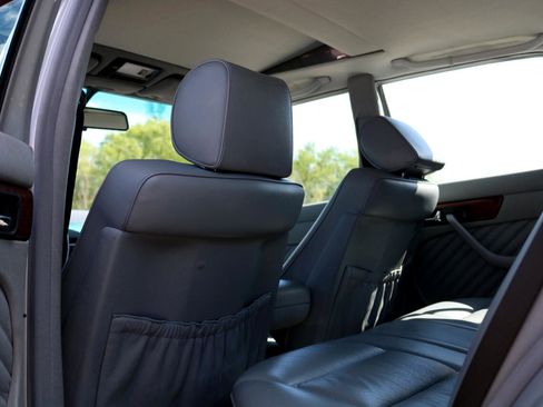 Used 1990 Mercedes-Benz 300 SE image 21