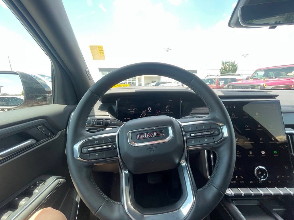 Used 2026 GMC Acadia Elevation FWD image 13