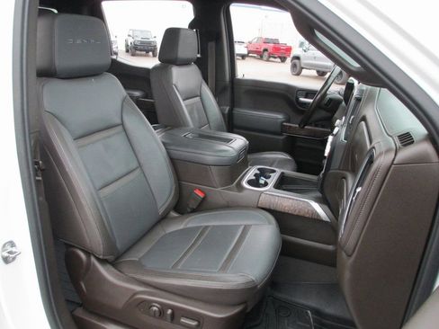 Used 2021 GMC Sierra 1500 Denali w/ Denali Ultimate Package image 24
