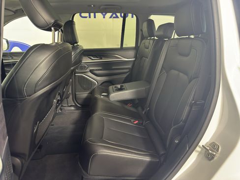 Used 2022 Jeep Grand Cherokee Limited 4xe AWD/4WD image 33