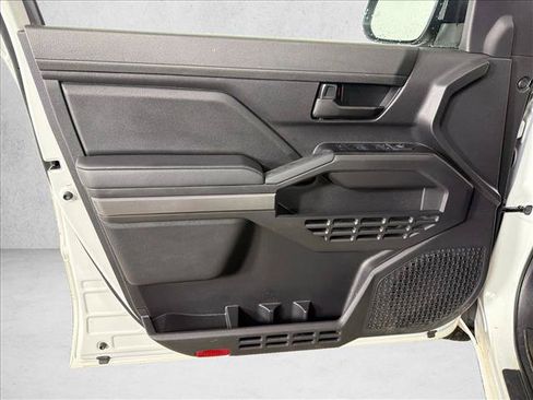Used 2025 Toyota Tacoma SR5 RWD image 10
