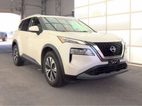 Used 2023 Nissan Rogue SV w/ SV Premium B Package AWD/4WD image 4