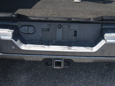 Used 2023 Toyota Tundra SR5 w/ SR5 Convenience Package AWD/4WD image 6