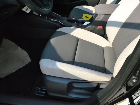 New 2026 Toyota Corolla LE FWD image 7